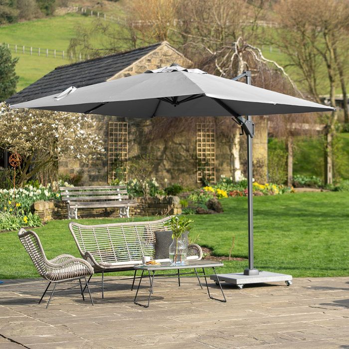 Platinum Voyager T2 Cantilever Parasol 270x270x248cm. Luna Grey Canopy 