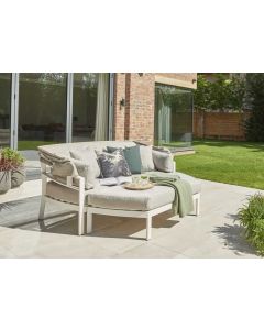 Titchwell Daybed With Ottoman - White