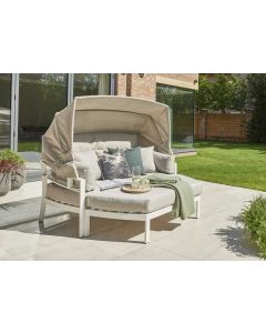 Titchwell Daybed With Ottoman - White